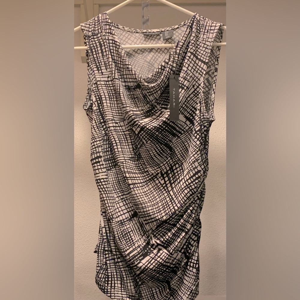 TAHARI Sleeveless Top SZ Small